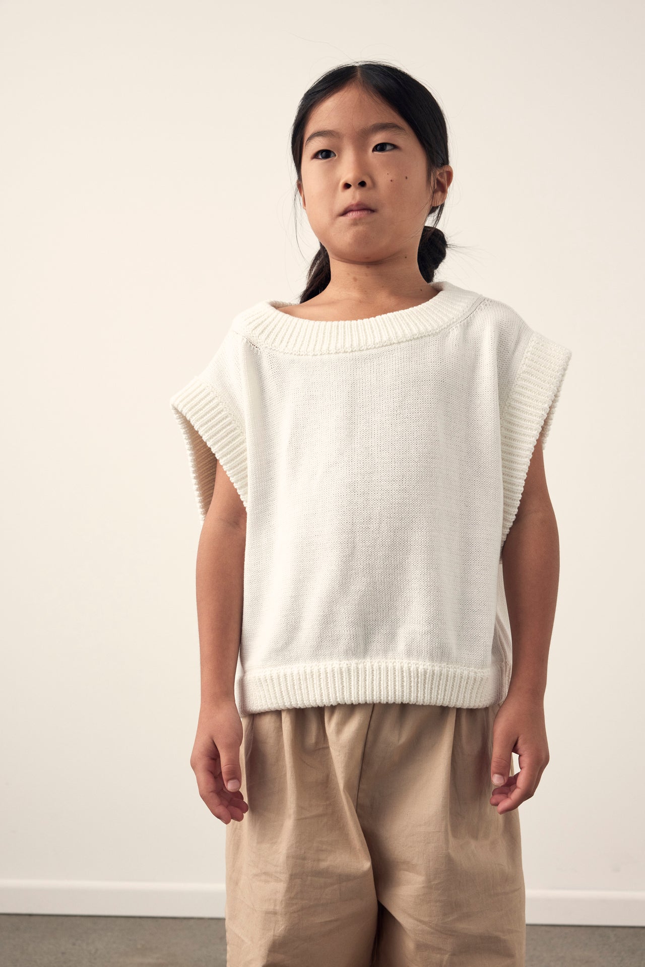 Marche knit vest - white